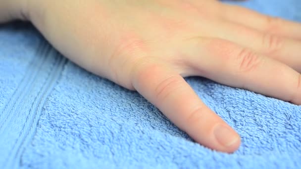 Manicura Feminina Eliminamos Agnails — Vídeo de Stock