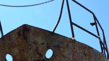 Çöplükteki gemi. Deniz gemilerinin atılması