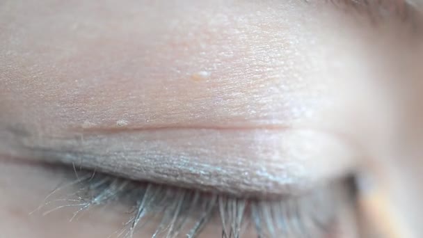 Technologie de la superposition du maquillage. Équipement d'un maquillage 