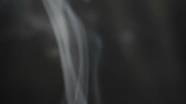 Ateşten duman çıkıyor. Sanat dumanı