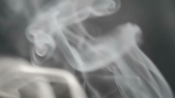 Αργή Κίνηση Ενδιαφέρουσες Φιγούρες Από Τσιγάρο Μοτίβα Από Καπνό — Αρχείο Βίντεο