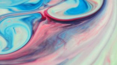 Boya çekimleri. Gökkuşağının renkleri karışır