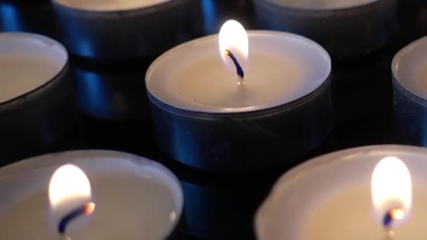 Свічки Чорному Фоні — стокове відео
