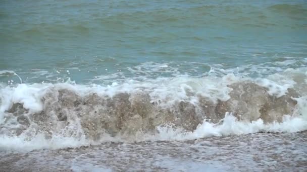 海で波を スローモーション — ストック動画