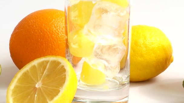 Préparation Limonade Avec Glace Lime — Video