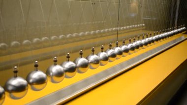 CosmoCaixa Barcelona İspanya 'nın Barcelona şehrinde bulunan bir bilim müzesidir. Daha önce Barselona Bilim Müzesi olarak bilinen müze, 1998 yılında yenileme çalışmaları için kapatılmış ve 2004 yılında şimdiki adıyla yeniden açılmıştır..