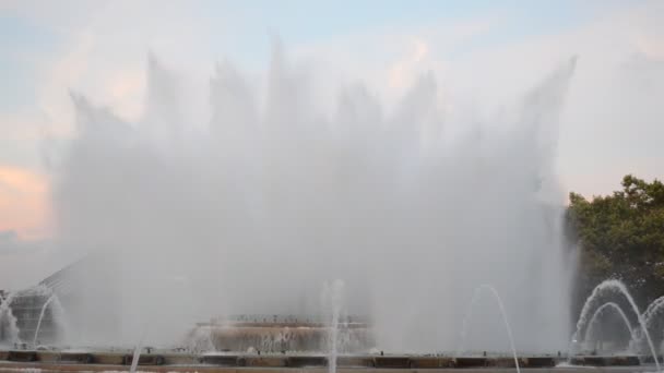 Zauberhafter Brunnen Auf Dem Montjuic Abend Barcelona Spanien — Stockvideo