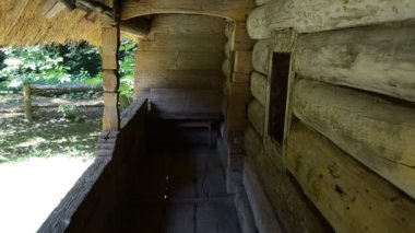 Antik Ukrayna evi. Geleneksel Ukrayna eski evi. Lviv, Ukrayna.