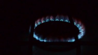 Mavi alev. Gaz ocağı
