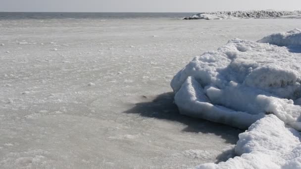 Лед Волна Море Стрельба Зимой — стоковое видео