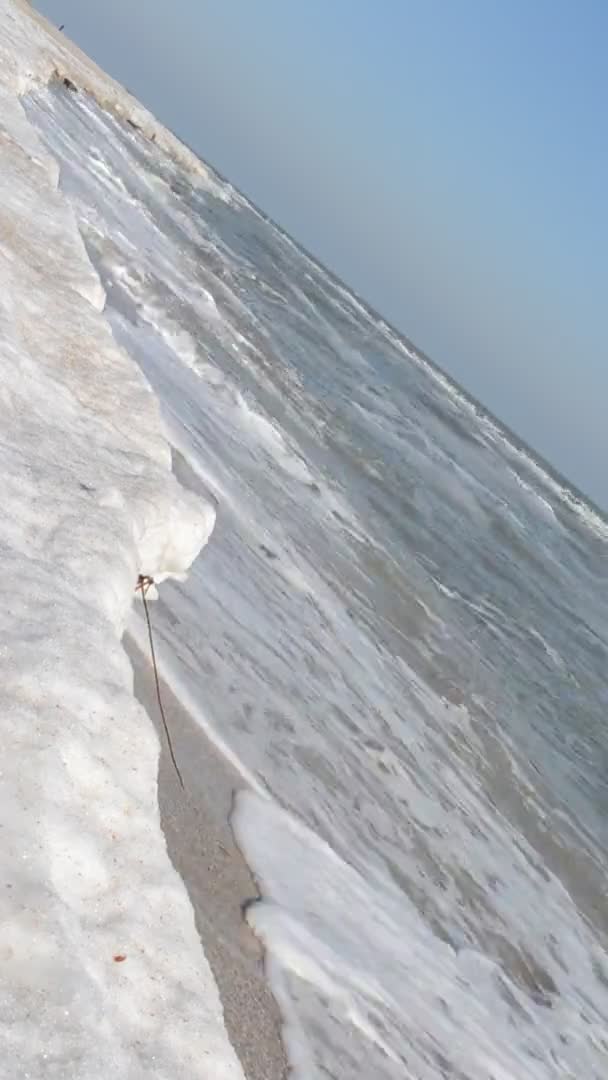Areia Gelo Uma Praia Mar Inverno — Vídeo de Stock