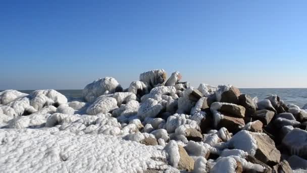 Neve Pedras Neve Pedras Céu — Vídeo de Stock