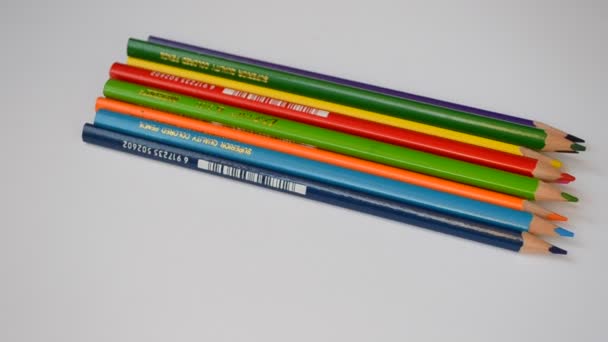 색연필 연필을 — 비디오