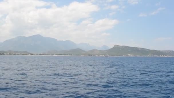 Disparos Barco Mar Mediterráneo — Vídeos de Stock