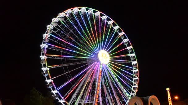 Roda Grande Atração Tiro Parque Diversões — Vídeo de Stock