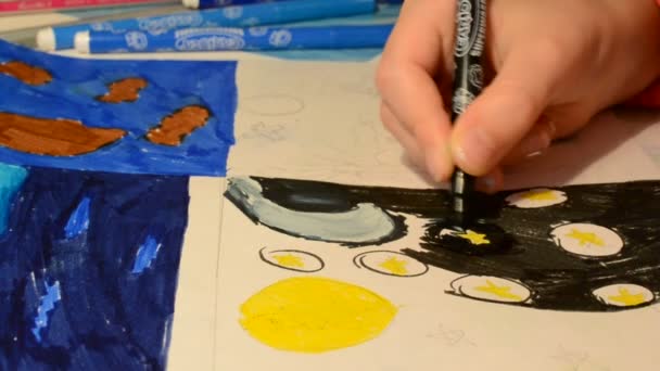 子供は絵を描く — ストック動画