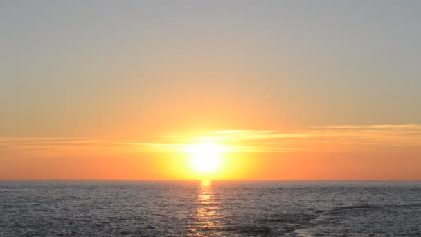 Puesta Sol Sobre Océano Atlántico Chipiona Ciudad Andalucía España — Vídeos de Stock