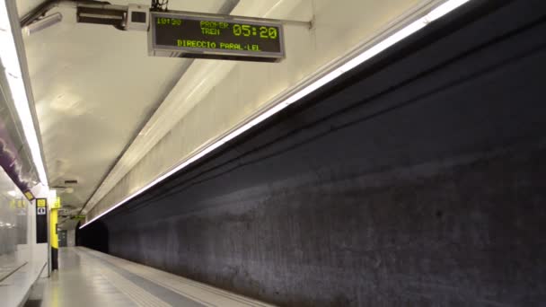 Train Barcelona City Underground — Stock Video