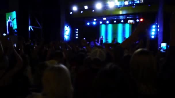 Concert Stage Crowd People Musicians Scene Out Focus — Stock Video