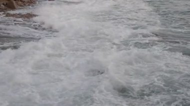 Deniz. Doğanın çekim gücü.