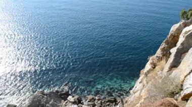 Deniz. Doğanın çekim gücü.
