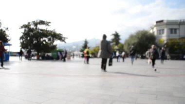 Rıhtım. Odaklanamıyorum.