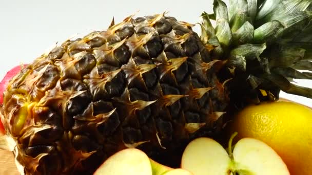 Csendélet Ananászból Almából Citromból Egészséges Élelmiszer — Stock videók