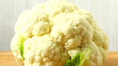 Harekette karnabahar avcılığı. Kesme tahtası.