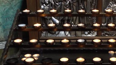 Katolik Katedrali 'nin vurulması. Lviv, Ukrayna.