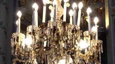 Katolik Katedrali 'nin vurulması. Lviv, Ukrayna.