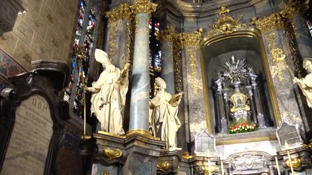 Tournage Cathédrale Catholique Lviv Ukraine — Video