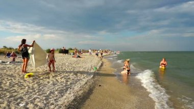 Sahilde çekim yapmak..