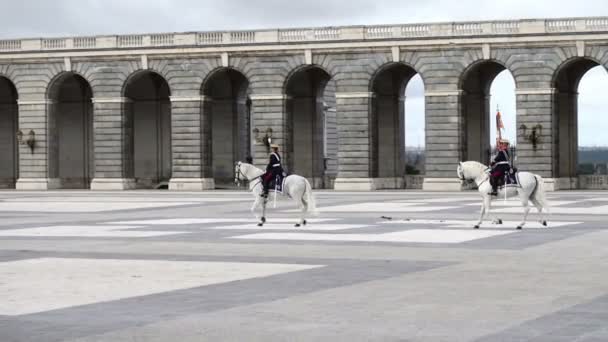 Madrid Spain April 2018 Ceremony Solemn Changing Guard Royal Palace — Stok video