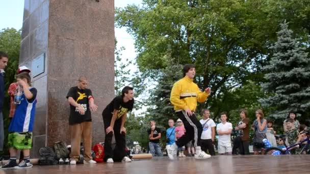 Genç Dansçıların Şehri Hakkında Kamuoyu Açıklaması Ukrayna Berdyansk — Stok video