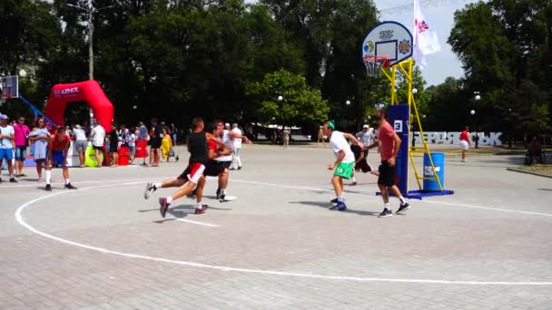 Ukraine Berdyansk Juli 2019 Openbare Wedstrijden Streetball Langzame Beweging — Stockvideo