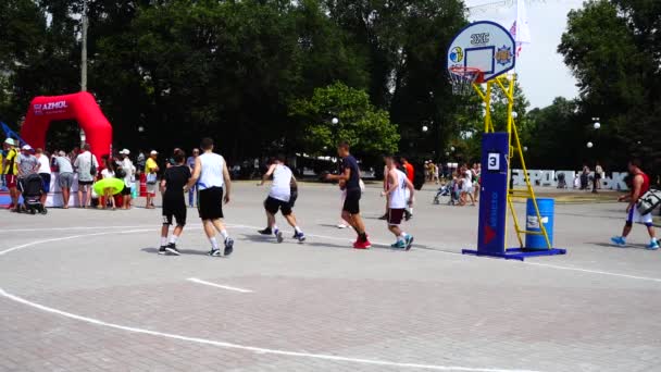 Ukraine Berdyansk 2019 Július Nyilvános Versenyek Streetball Lassú Mozgás — Stock videók