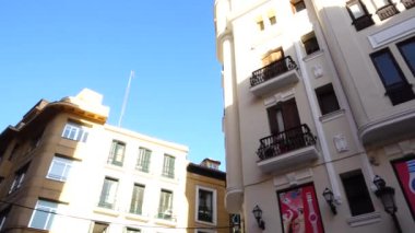 MADRİD, İSPAN - 25 Mart 2018 Madrid mimarisi. Madrid başkenti ve İspanya 'nın en büyük şehri.