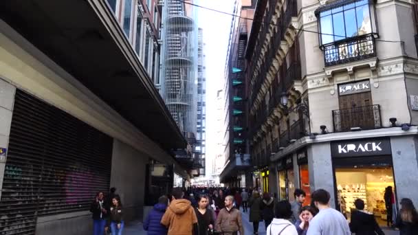 Madrid Spanje Maart 2018 Onbekende Mensen Straat Madrid Hoofdstad Grootste — Stockvideo