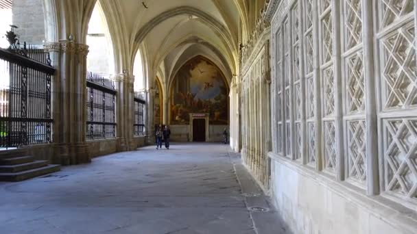 Toledo Spain March 2018 Interior Primate Cathedral Saint Mary — Stock Video