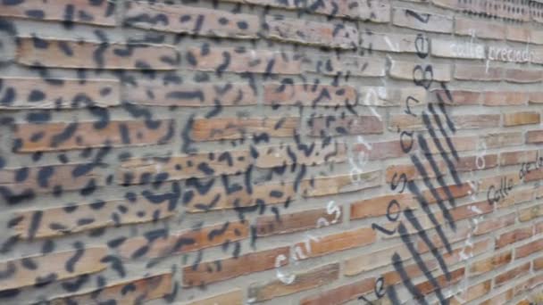 Madrid Španělsko Března 2018 Cihlová Zeď Designu Nakupování Obchodě Primark — Stock video