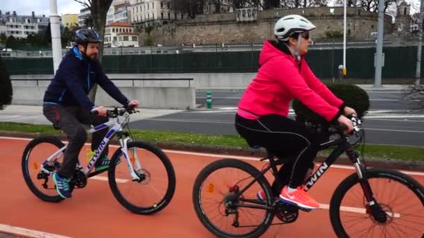 Coruna Spagna Aprile 2018 Persone Sconosciute Sono Impegnate Nel Ciclismo — Video Stock
