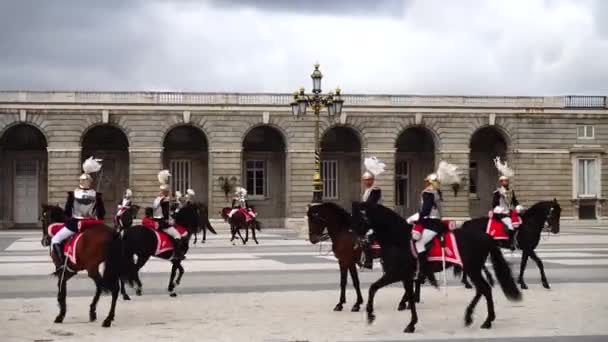 Madrid Espanha Abril 2018 Cerimônia Solene Mudança Guarda Palácio Real — Vídeo de Stock