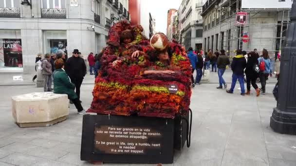 Madrid Spagna Marzo 2018 Mimo Artist Piazza Puerta Del Sol — Video Stock