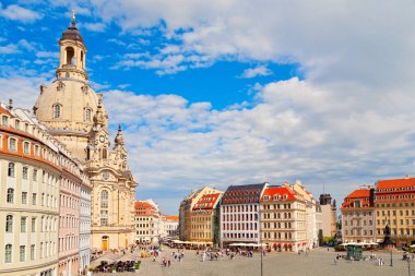 Almanya 'nın antik kenti Dresden' deki Frauenkirche Kilisesi Panoramik Görünümü