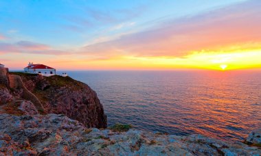Portekiz, Algarve 'deki Deniz Kayalıkları