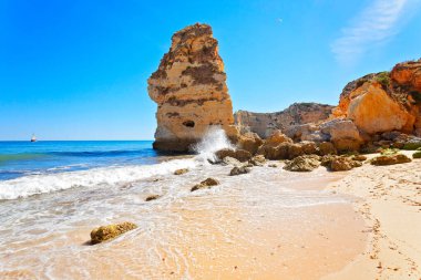 Portekiz, Algarve 'deki Deniz Kayalıkları