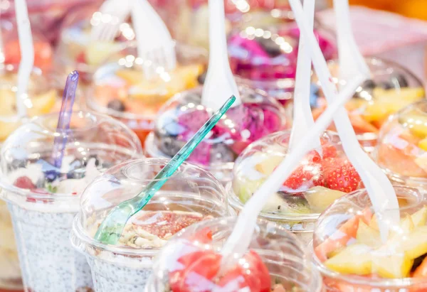 küçük bir pazar dükkanı güler yüzlü çubuk