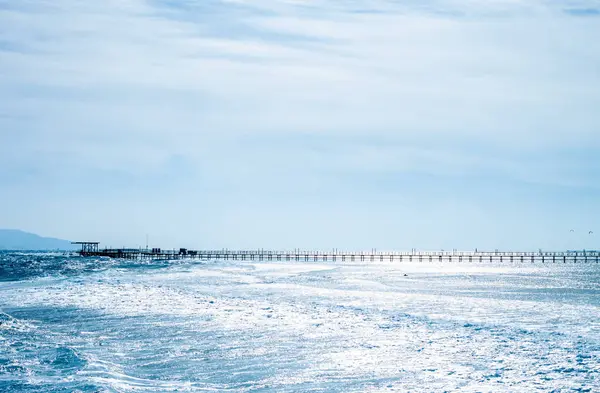 Cold cloudy weather above the sea — Stock Photo, Image