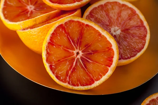 Oranges siciliennes rouges tranchées — Photo