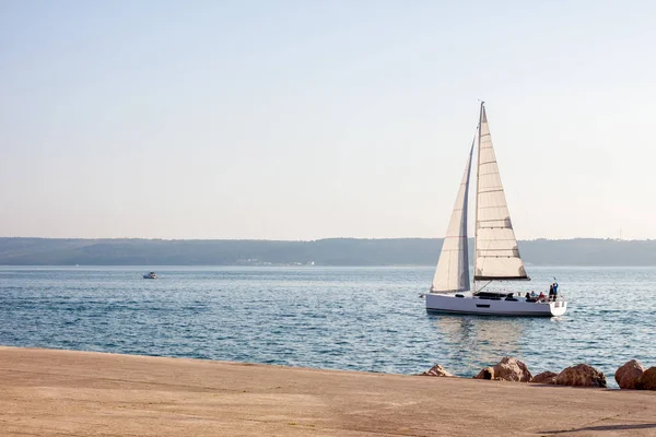 Sailing ship luxury yacht — Stock Photo, Image